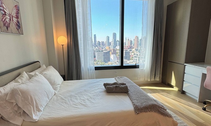 Hunters Point Apartamento | Beautiful New Luxury Smart Home High Floor Corner Studio Apartment