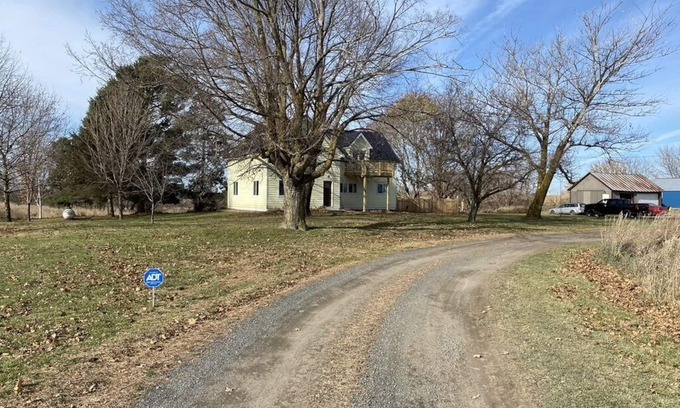 St Croix Falls Casa | Beautiful Newly Renovated Luxury Farmhouse Rental