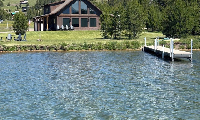 Georgetown Cabina | Beautiful New Waterfront Cabin with Sauna!