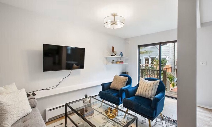 Noe Valley Cabaña | Beautiful Noe Valley 2BR Cottage - San Francisco Life Real Estate