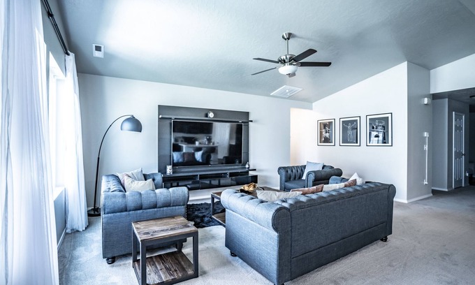 Kuna Casa | Beautiful Oasis with a splash of Glam