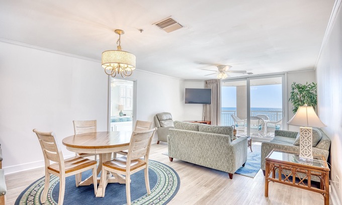 Ash Condominio | Beautiful Oceanfront Oasis!