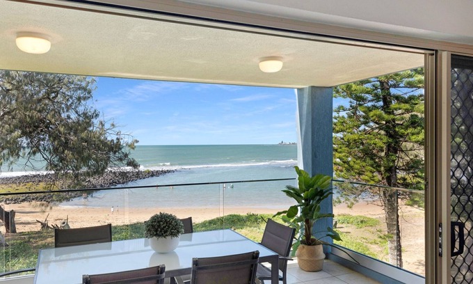 Bargara Apartamento | Beautiful Ocean Front Apartment at Pacific Links 1b