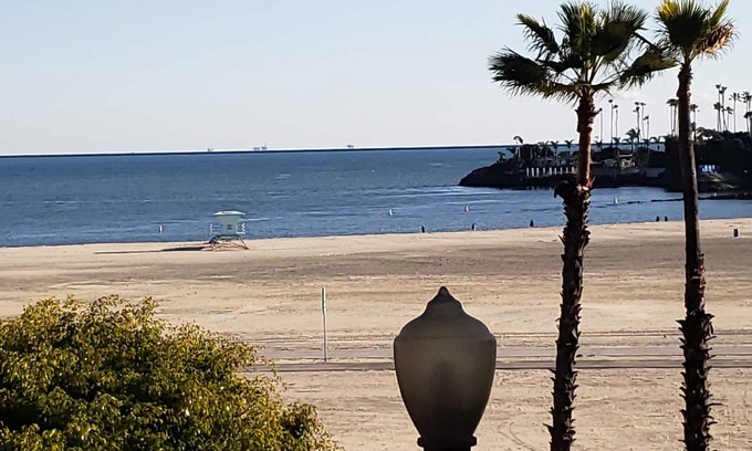 Downtown Long Beach Condominio | Hermoso condominio con vista al mar, a pocos pasos de la playa de 4rm y entretenimiento.