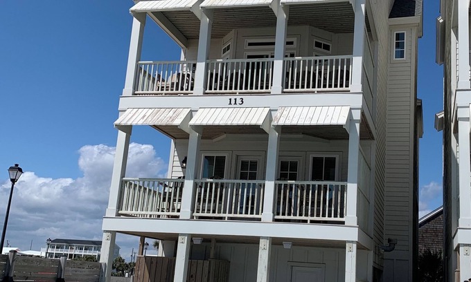Atlantic Beach Casa | Nuevo DirectOceanfront 5 Bedroom Home Private Pool, capacidad para 12-14.
