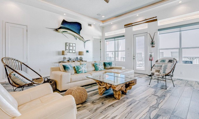 Port Bolivar Casa | Beautiful oceanfront home with expansive decks
