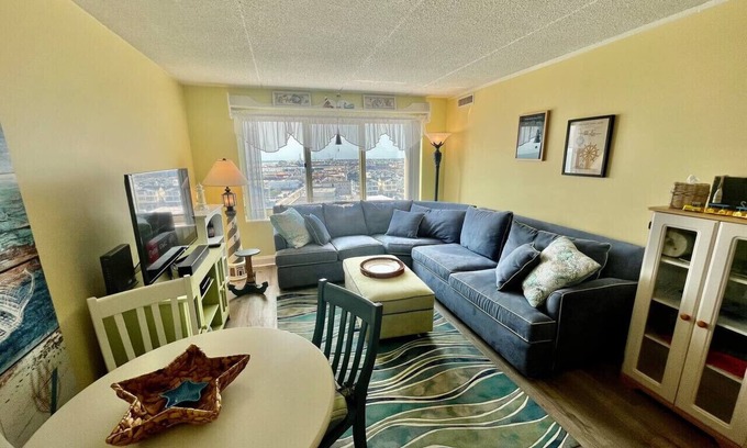 Cape May - Wildwood Condominio | Beautiful One Bedroom Condo with Ocean Views