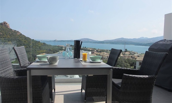 Cannigione Apartamento | Beautiful Penthouse up to 4 people