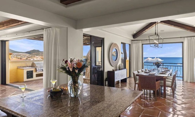 El Medano Ejidal Casa | Beautiful Penthouse Villa on Medano Beach at Hacienda Beach Club
