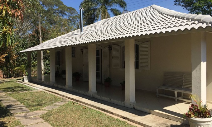 Jardim Brasil Casa | Hermoso lugar con piscina, barbacoa, campo de fútbol, ​​zona de juegos y el lago.