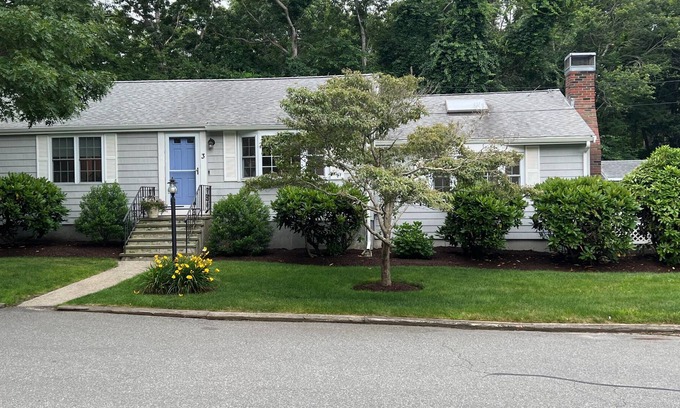 Popponesset Casa | Beautiful Popponesset Beach Home, short walk to the beach