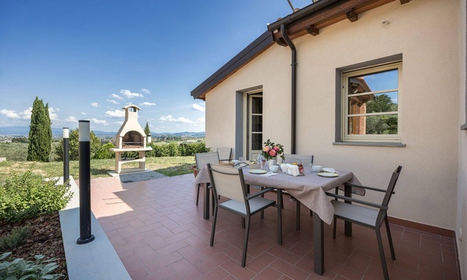 Carmignano Villa | Casa de vacaciones privada con A/C, WIFI, jacuzzi, vista panorámica, cerca de Florencia