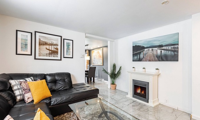 Terrebonne Apartamento | Beautiful private housing (CITQ 317414)