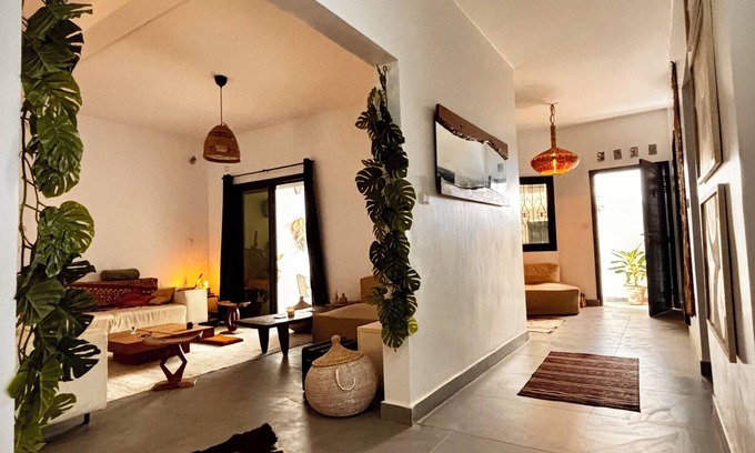 Ouakam Casa | Beautiful Private House in Mamelles 10min to Monument, Phare & Almadies !