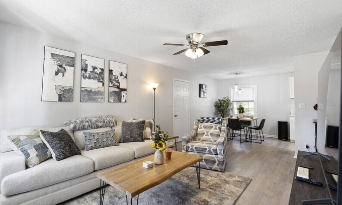 Westgate Casa | Beautiful Private Home and Patio