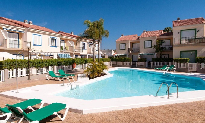Pasito Blanco Casa | Preciosa casa de vacaciones privada con WIFI, piscina, TV, terraza y vista panorámica