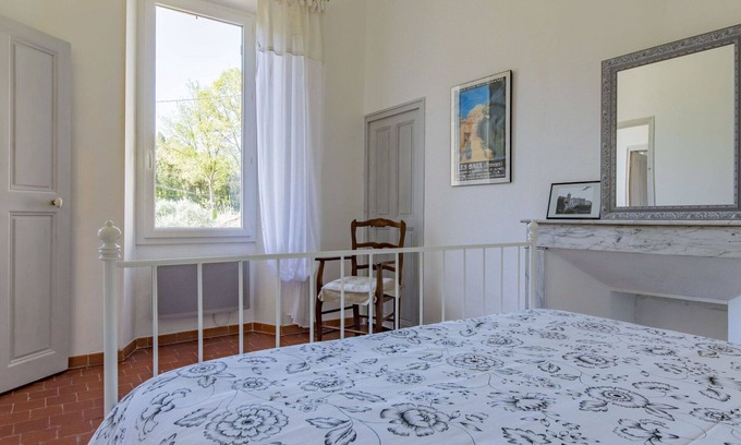 Oppede Casa | Maravillosa casa de vacaciones privada para 4 personas con TV, patio y aparcamiento