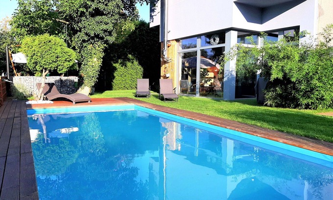Reporyje Casa | Estupenda casa de vacaciones privada con piscina privada, WIFI, TV, patio y aparcamiento