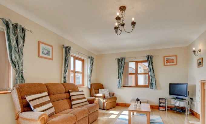Aberystwyth Casa | Casa de vacaciones privada con WIFI, TV, patio, mascotas permitida, vista panorámica, aparcamiento