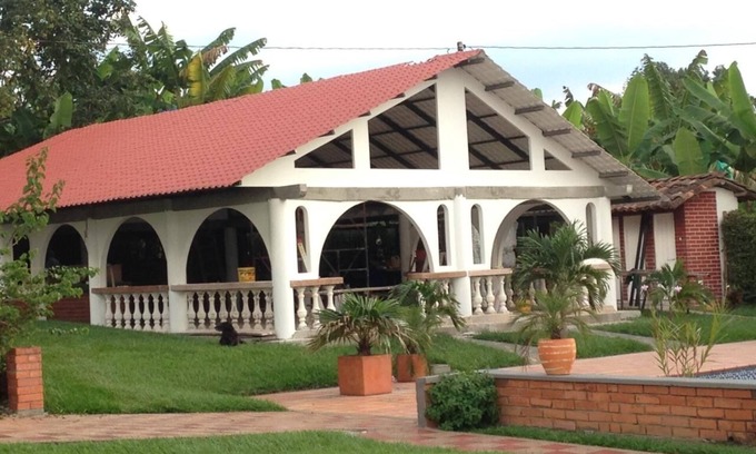 Armenia Casa | Hermosa villa privada con mucho espacio para cualquier evento.
