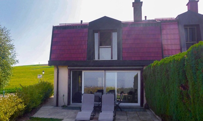 Villette Villa | Estupenda casa de vacaciones privada con WIFI, terraza, vista panorámica y aparcamiento