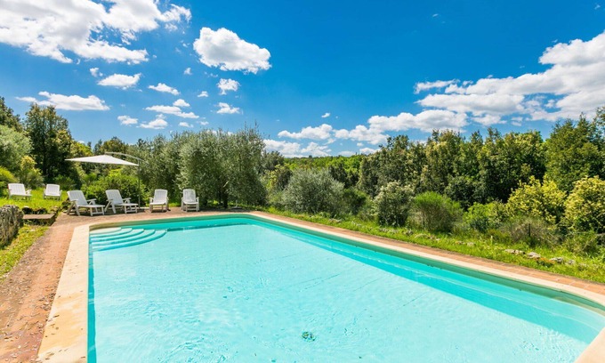 Siena Casa | Estupenda casa de vacaciones privada con WIFI, piscina privada, TV, patio y aparcamiento