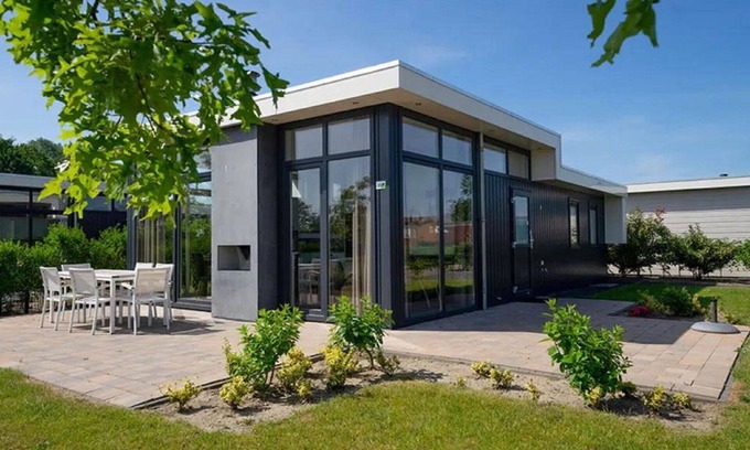 Linden Casa | Preciosa casa de vacaciones privada para 6 personas con WIFI, TV, terraza y aparcamiento