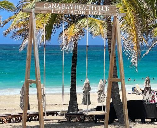 Punta Cana Apartamento | Beautiful property across from HardRock hotel with free casino Private beach club and golf course We now take google pay Apple Pay and PayPal