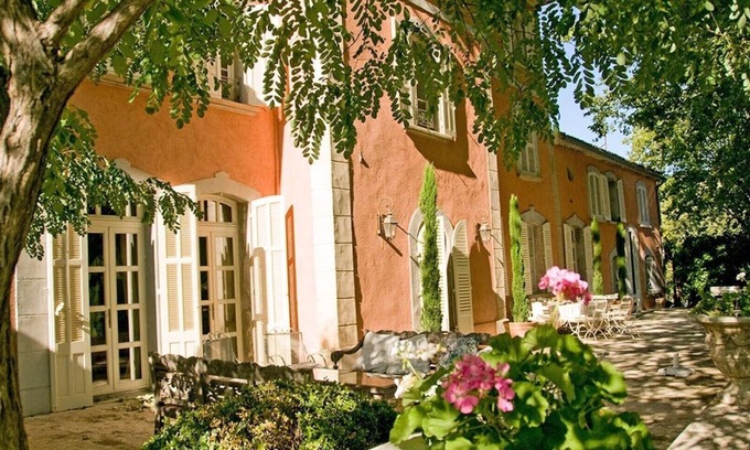 Besse-sur-Issole Casa | Beautiful Provençal manor house in award winning vineyard