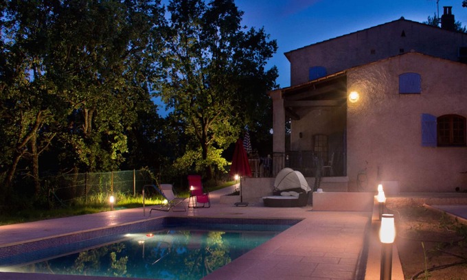 Seillans Villa | Hermosa villa provenzal con piscina climatizada.