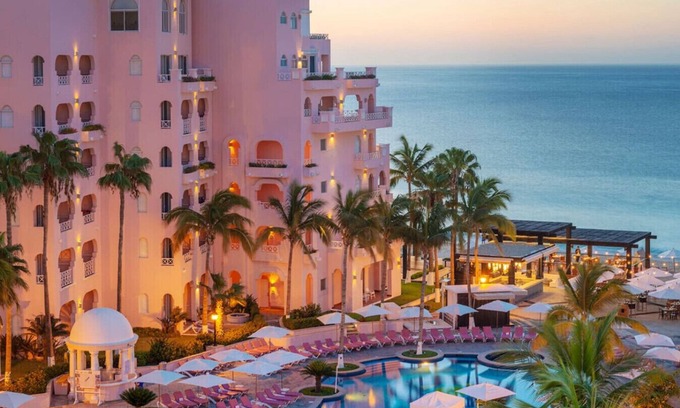 El Medano Ejidal Hotel | Beautiful Pueblo Bonito Rose Junior Suite - Sleeps 4