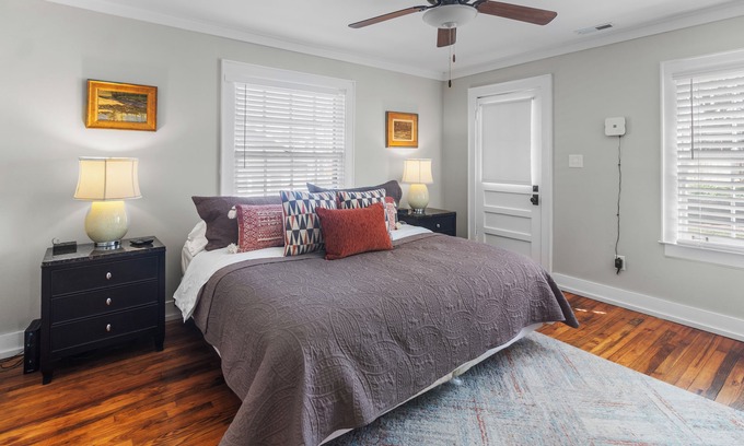 Salemtown Casa | Beautiful renovated home minutes to downtown perfect for a family or batch trip
