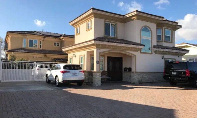 Westminster Casa | Beautiful Room #2 - Private Entrance