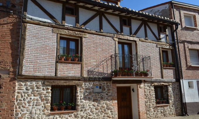 Villar de Torre Cabaña | Preciosa casa rural en un entorno privilegiado para conocer lo mejor de La Rioja
