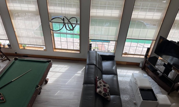 Palma Ceia West Casa | Hermosa casa en S Tampa con piscina climatizada y jacuzzi, Wi-Fi, cable, DVD, pingpong,