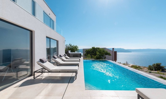 Ripenda Kosi Villa | Beautiful sea view villa