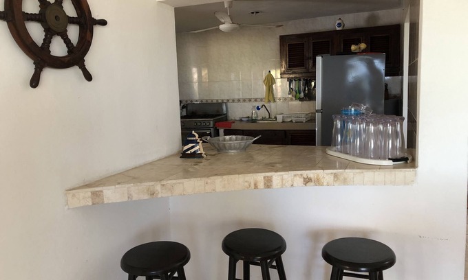 Ixil Casa | Beautiful seaside beach house