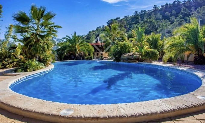 Aspe Casa | HERMOSA CASA ESPAÑOLA DE 6 CAMAS CON CASITA AUTÓNOMA, EN 8 ACRES. ALICANTE