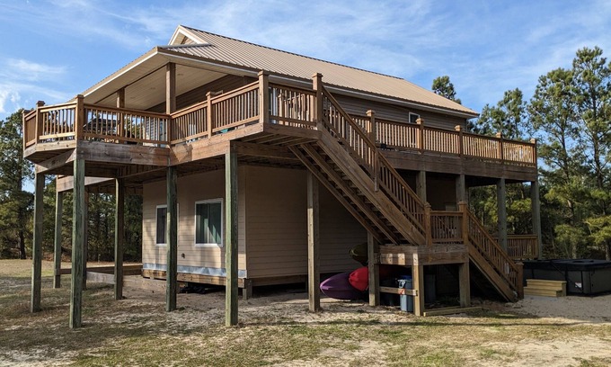 Carova Beach Casa | Beautiful Secluded Carova Beach House - Hot tub - Pet yard with access door