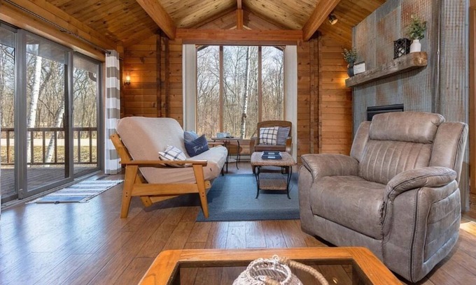 Ottertail Casa | Beautiful setting on Otter Tail Lake Canal
