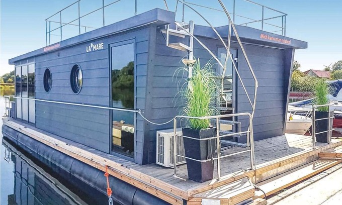 Lundby Alquiler De Eote | Beautiful ship-boat in Gteborg with 2 Bedrooms and WiFi
