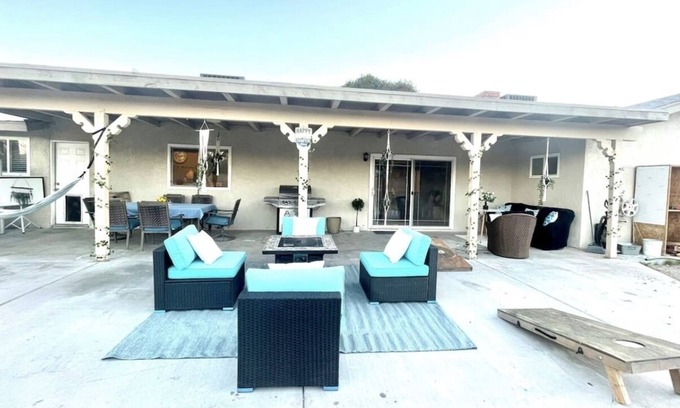 Chinatown Casa | Beautiful Single Story only 4 miles from LV Strip