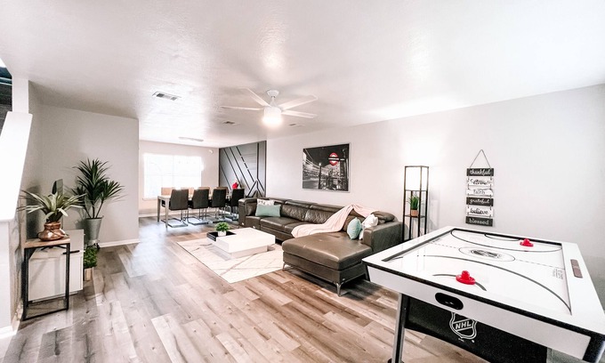 Clodine Casa | Beautiful/Spacious house