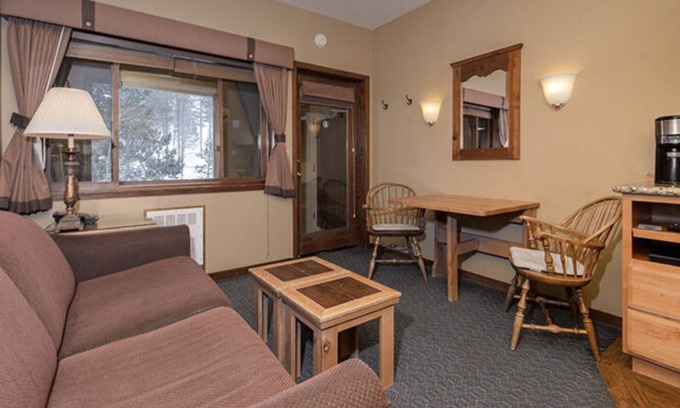 Olympic Valley Complejo | Beautiful Squaw Valley resort, 2 separate units for December 24 and 25, 2023