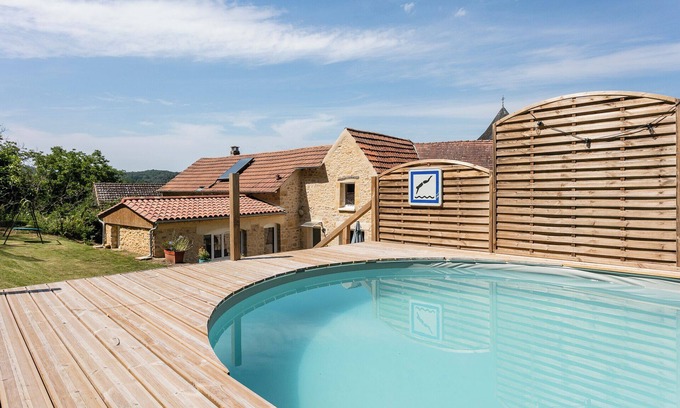 Sainte-Mondane Casa | Beautiful stone house with pool by the Dordogne river