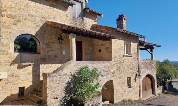 Andressac Casa | Beautiful stone house with panoramic views in southern Quercy