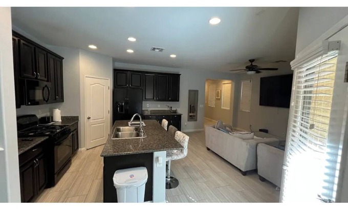 Spring Valley Casa | Beautiful Summerlin 4-Bedroom Home with community Pool
