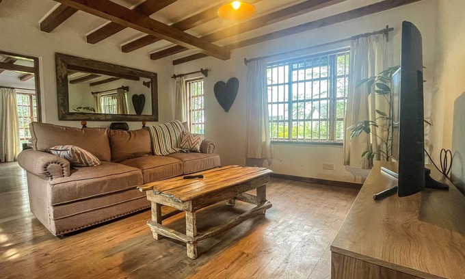 Baruti West Casa | Beautiful three bedroom family home