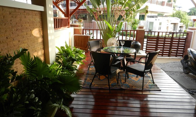 Hua Hin Casa | Hermosa casa de pueblo con ubicación única en el centro de Huahin