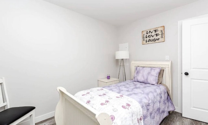 Saint Malo Cabina | Beautiful Tranquil Stay Near the Water - Cabin 11